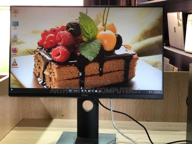 Dell Edgeless Monitor photo 2