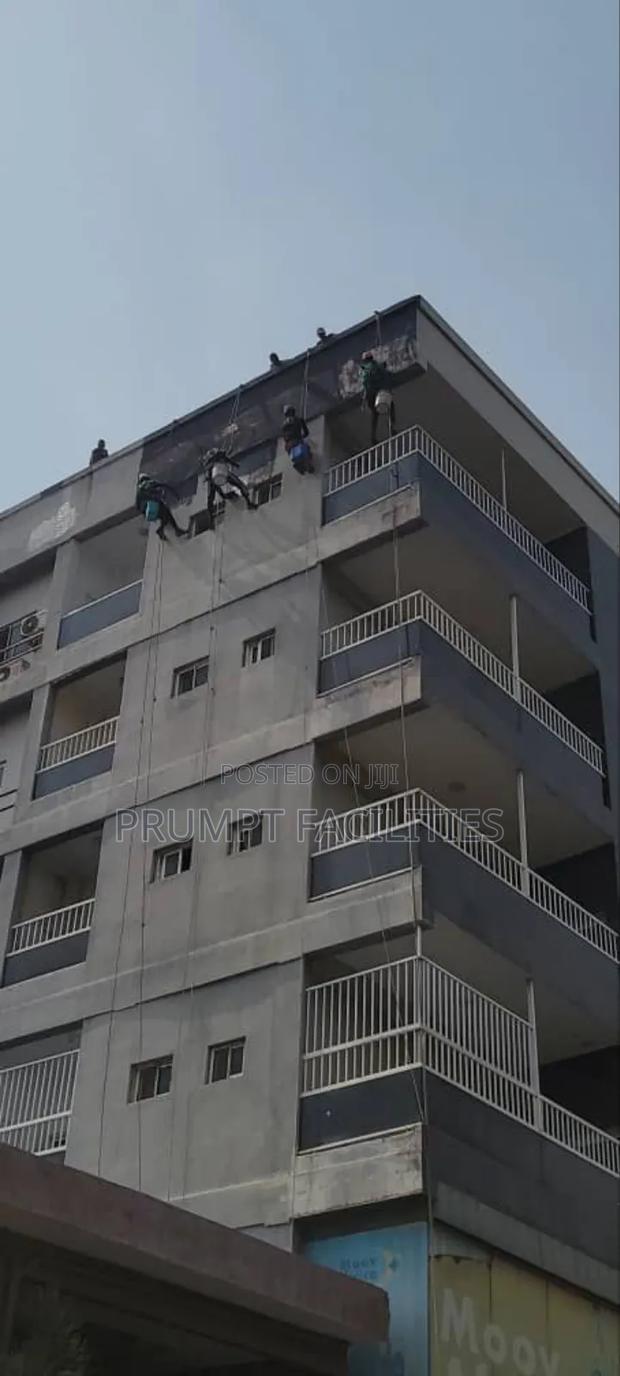 Painting and Maintenance at Height · Photo 4