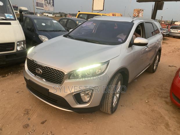 Kia Sorento 2017 Silver