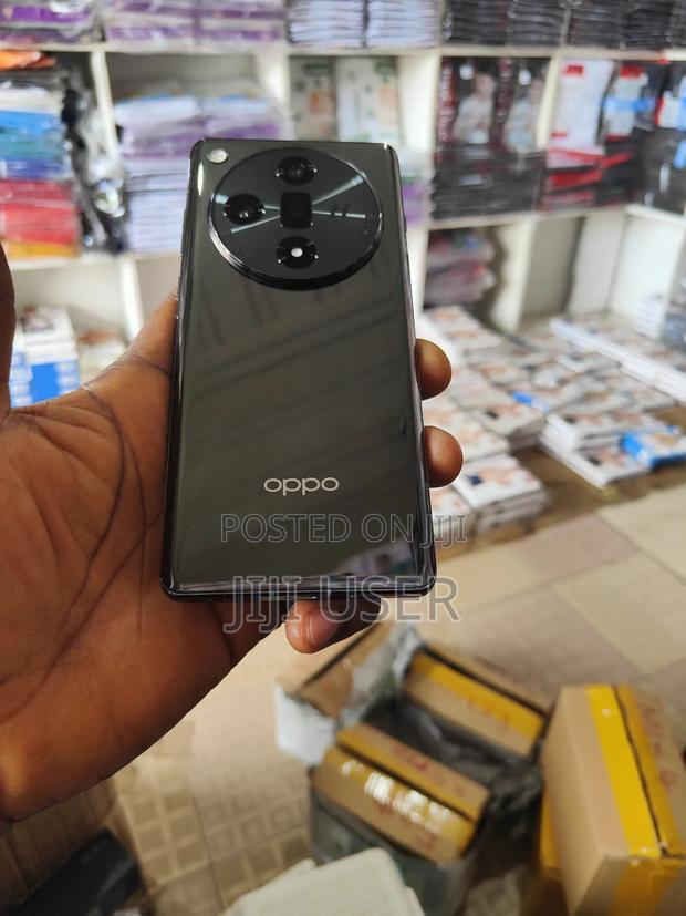 New Oppo Find X7 256 GB Black · Photo 3