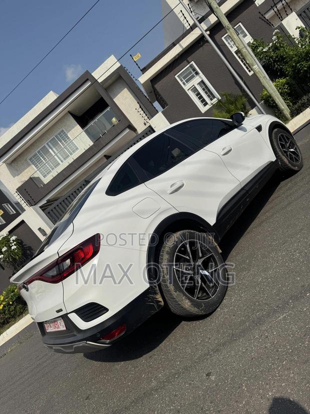 Renault Samsung SM6 2020 White photo 9