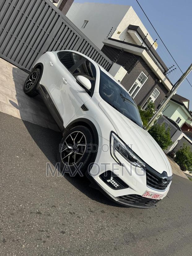 Renault Samsung SM6 2020 White photo 4