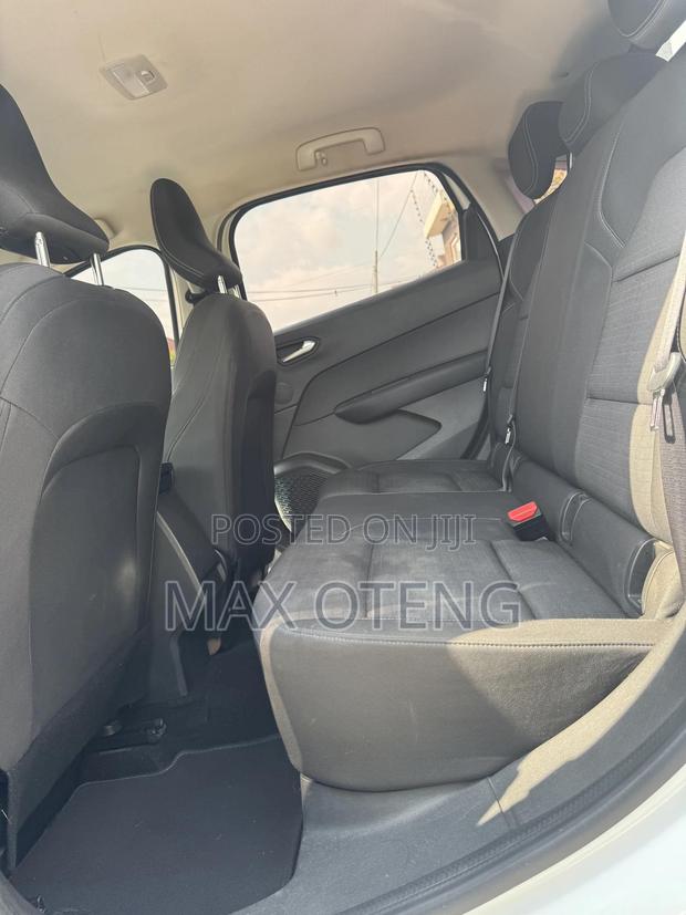 Renault Samsung SM6 2020 White photo 8