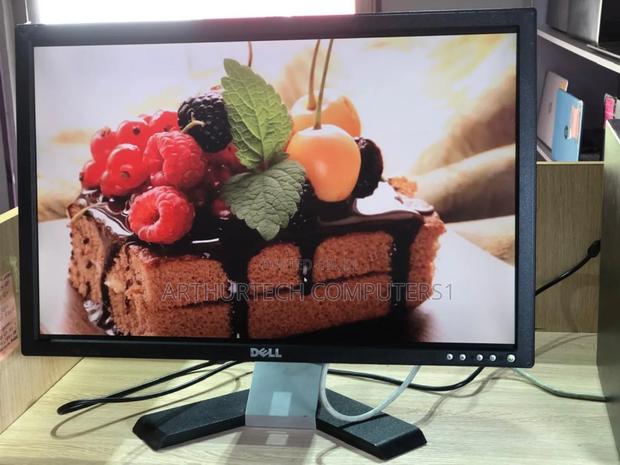 Dell Monitor photo 3
