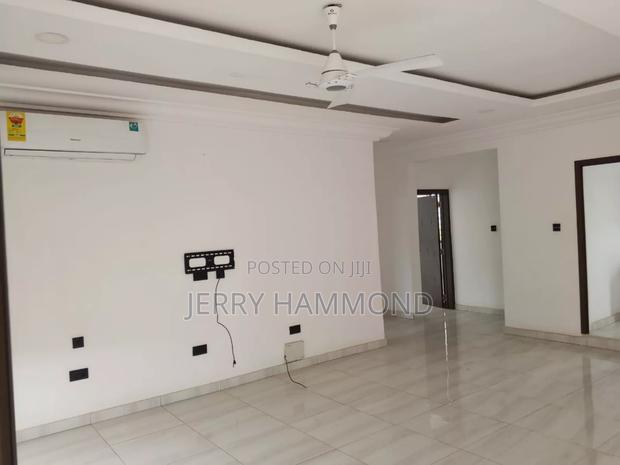2bdrm Apartment in East Airport, Tseaddo for rent
