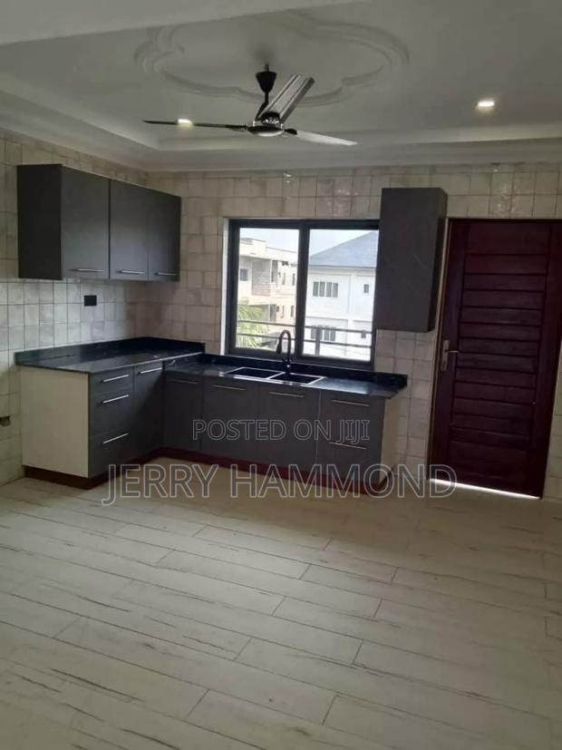 2bdrm Apartment in East Airport, Tseaddo for rent · Photo 4