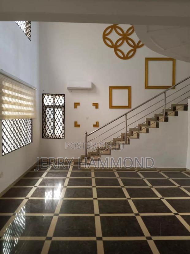 4bdrm House in East Airport, Tseaddo for rent · Photo 2