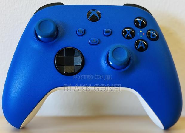 Xbox Series X/S Shock Blue Controller