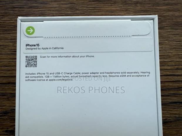 New Apple iPhone 15 256 GB Yellow photo 2