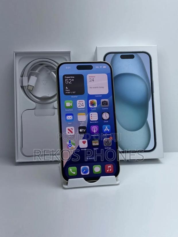 New Apple iPhone 15 256 GB Yellow photo 3