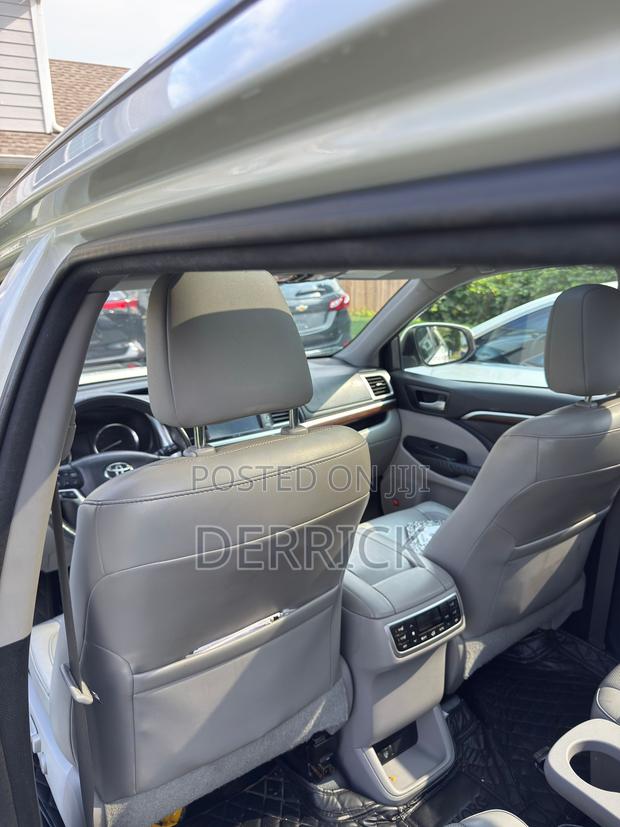 Toyota Highlander Limited Platinum V6 4x4 (3.5L 6cyl 6A) 2016 White