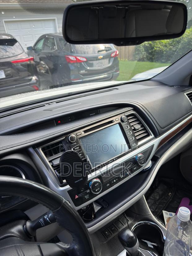 Toyota Highlander Limited Platinum V6 4x4 (3.5L 6cyl 6A) 2016 White