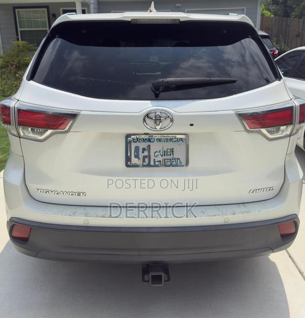 Toyota Highlander Limited Platinum V6 4x4 (3.5L 6cyl 6A) 2016 White