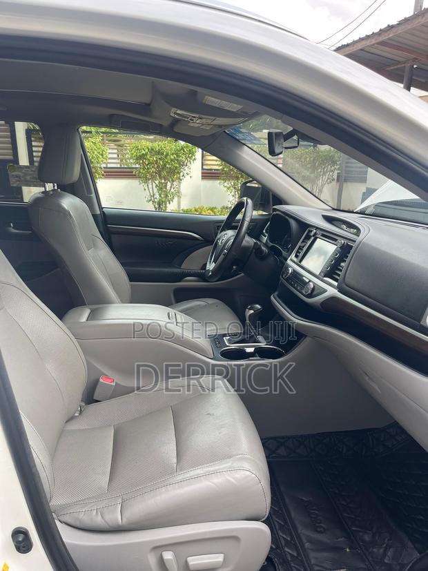 Toyota Highlander Limited Platinum V6 4x4 (3.5L 6cyl 6A) 2016 White