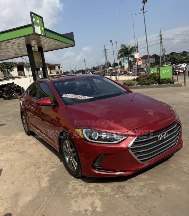 Hyundai Elantra Limited 2018 Maroon