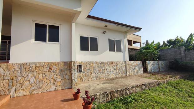 Furnished 5bdrm House in Aburi for sale