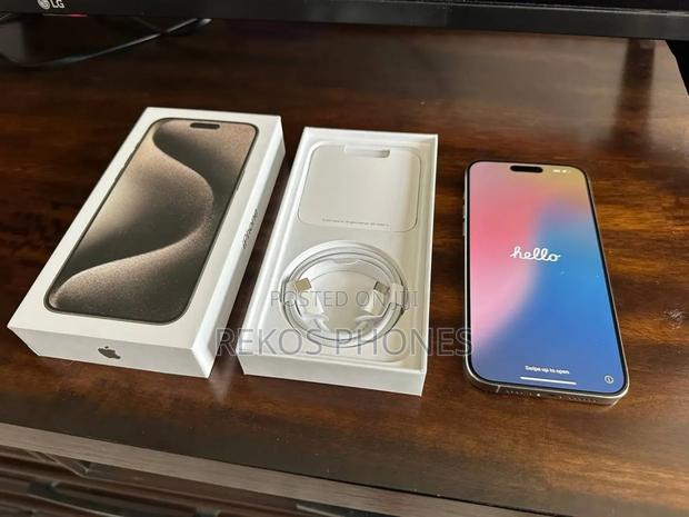 New Apple iPhone 15 Pro Max 512 GB White photo 2