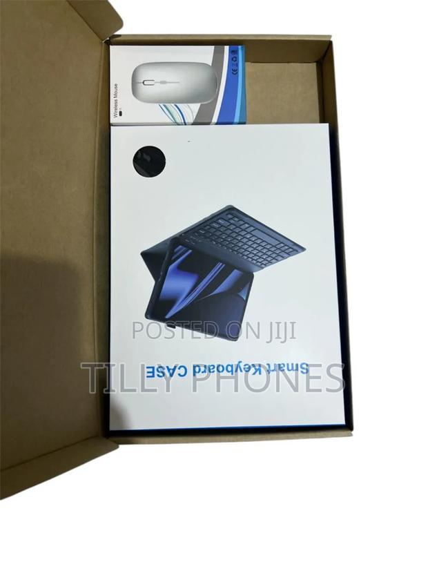 Galaxy Tab S10 Lite/S10 Fe Keyboard Case photo 2