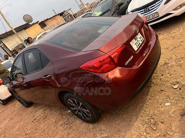 Toyota Corolla LE ECO w/Package 1 4dr Sedan (1.8L 4cyl CVT) 2017 Red