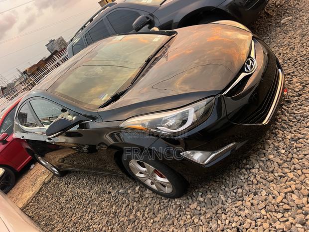 Hyundai Elantra SE Sedan FWD (1.8L 4cyl 6M) 2016 Black