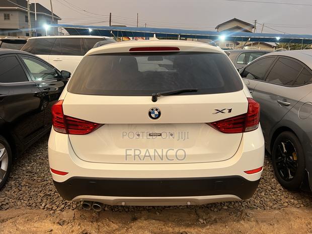 BMW X1 xDrive28i 4dr SUV AWD (2.0L 4cyl Turbo 8A) 2015 White
