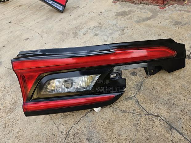 Highlander Grand Bootlight 2025 Driver Side