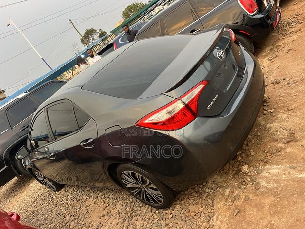 Toyota Corolla LE Eco Plus 4dr Sedan (1.8L 4cyl CVT) 2015 Gray