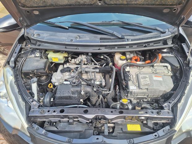 Toyota Aqua 2015 Gray