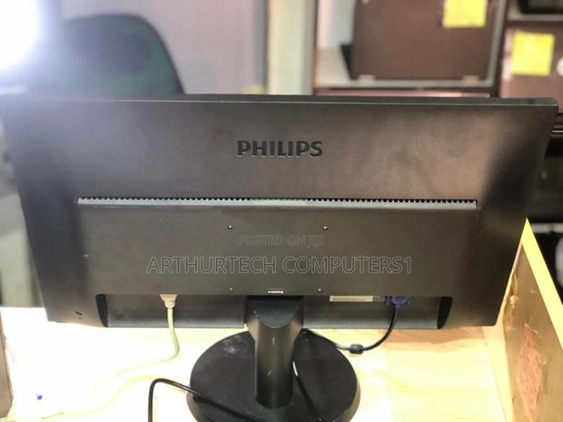 Philips Monitor photo 2