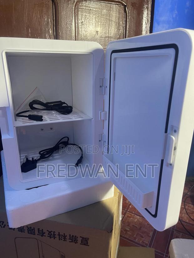 16l Mini Refrigerator photo 2
