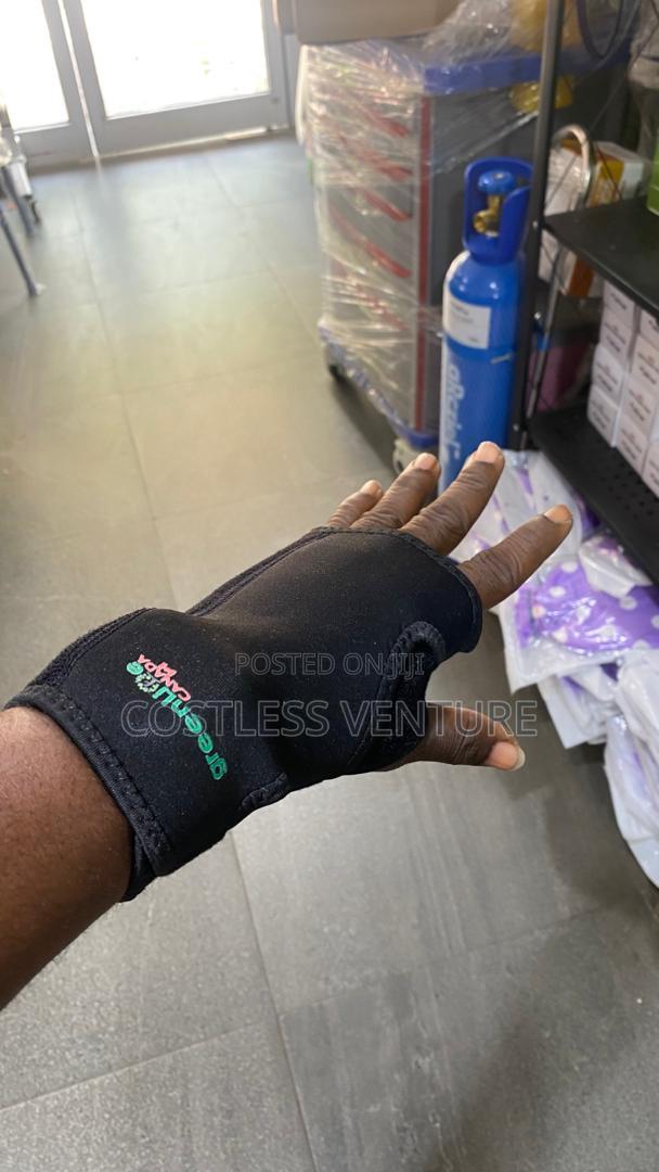 Greenlife Elastic Wrist Support(Universal) photo 4