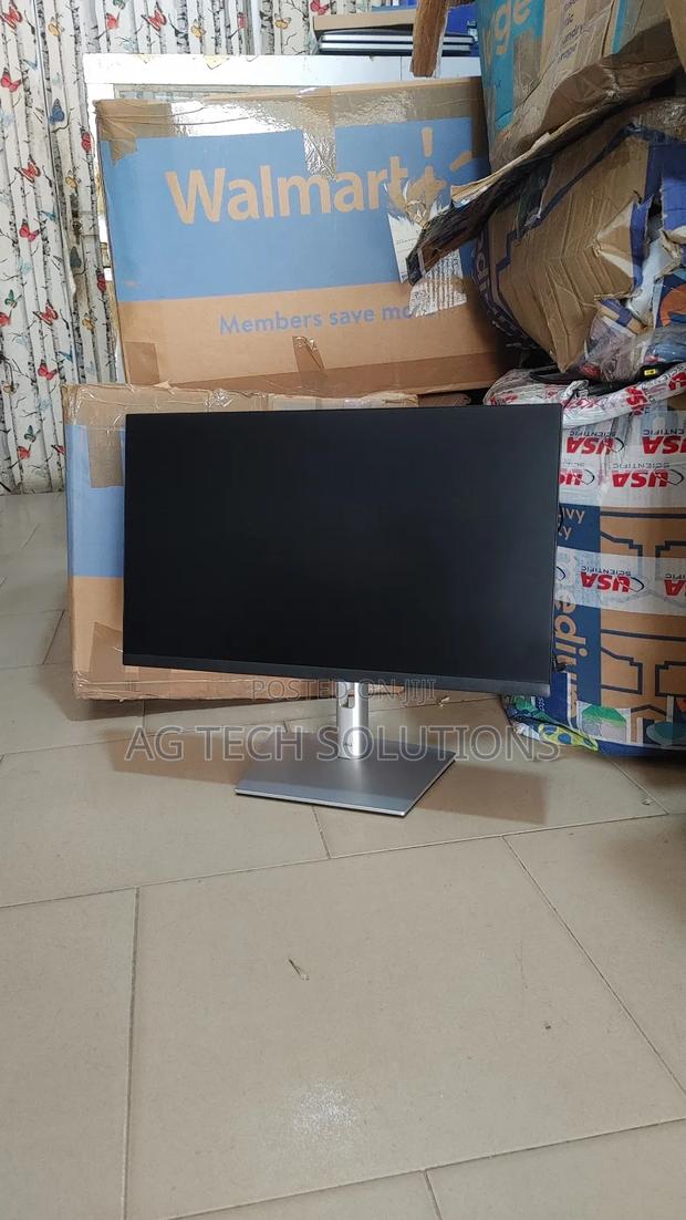 Dell Edgless Monitor P2422h photo 2