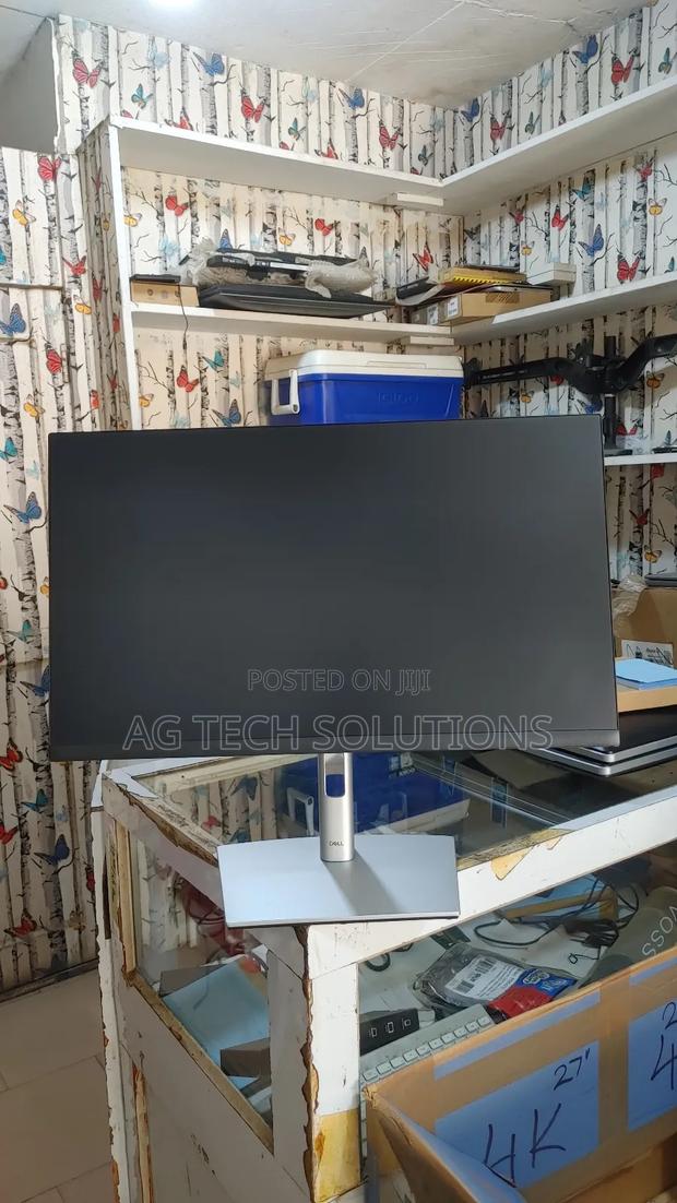 Dell Edgless Monitor P2422h photo 3