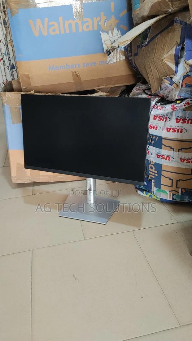 Dell Edgless Monitor P2422h photo 4