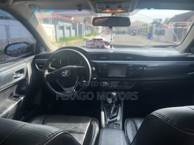 Toyota Corolla L 4dr Sedan (1.8L 4cyl 4A) 2014 Green