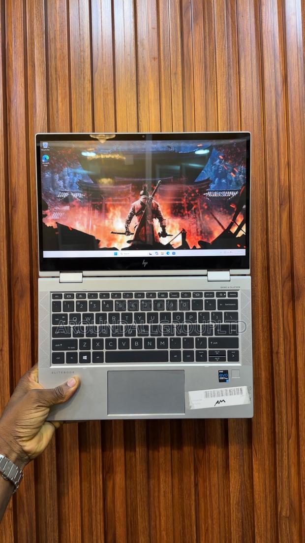 Laptop HP EliteBook 830 G8 16GB Intel Core I7 SSD 512GB photo 2