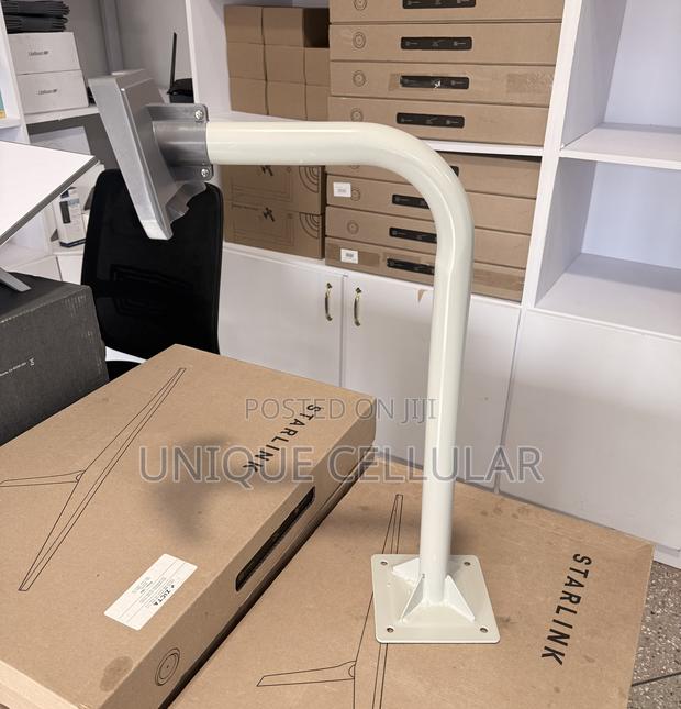 Starlink Gen3 Adapter + Wall Mount (Complete) photo 3