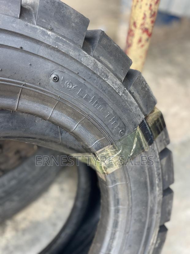 28x9-15 Tires photo 3