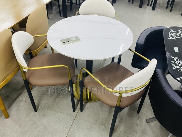 Modern Coffee Table With 3 Chairs Available