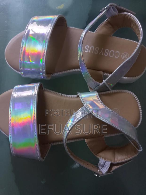 Fashion Basic Lightweight Sandal For Girls
