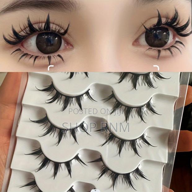 Upper and Bottom Lashes Combo Set · Photo 3
