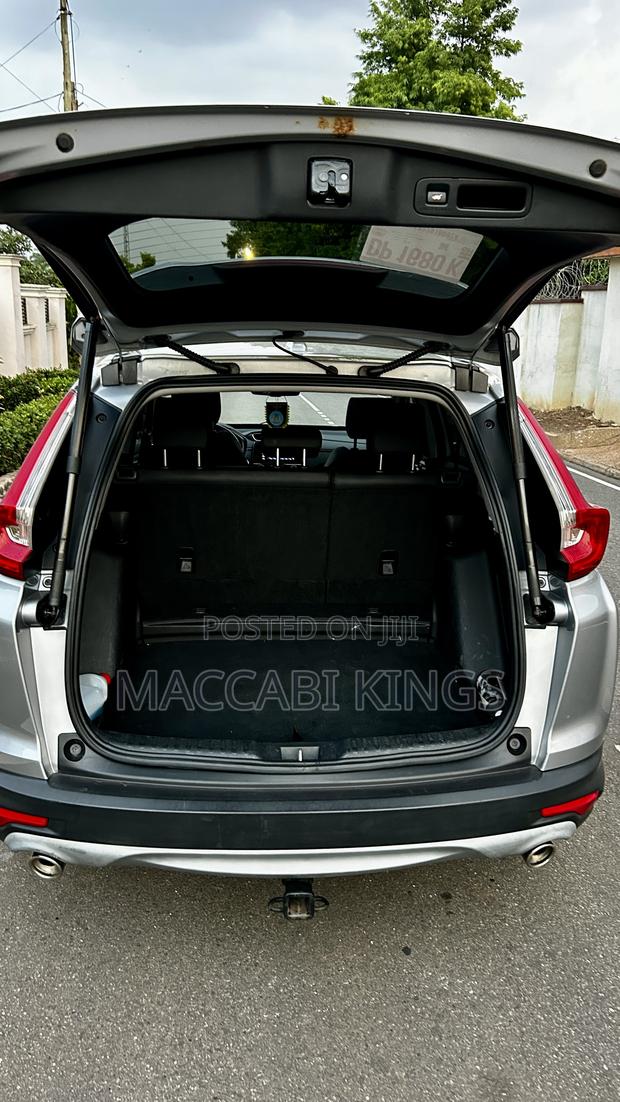 Honda CR-V Touring AWD 2019 Silver photo 13