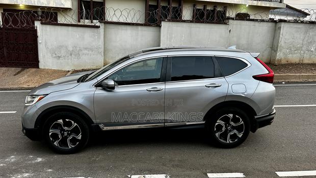 Honda CR-V Touring AWD 2019 Silver photo 6