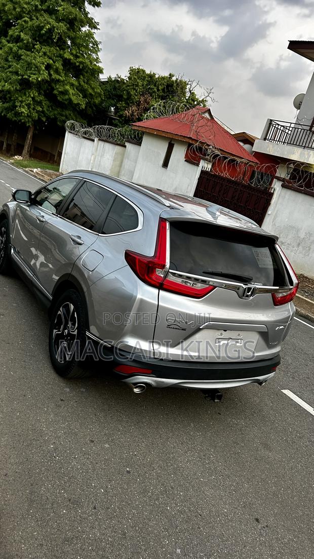 Honda CR-V Touring AWD 2019 Silver photo 7