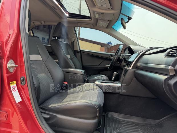 Toyota Camry SE 4dr Sedan (2.5L 4cyl 6A) 2014 Red