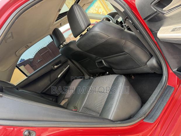 Toyota Camry SE 4dr Sedan (2.5L 4cyl 6A) 2014 Red