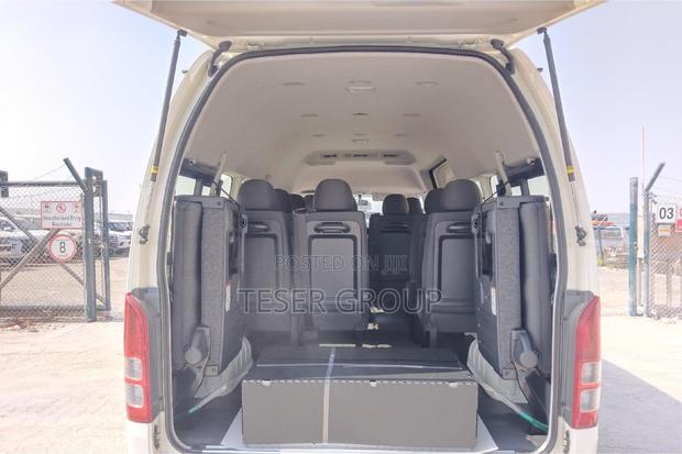 New Toyota HiAce 2025 White photo 4