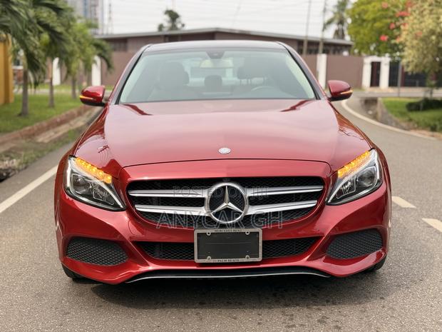 Mercedes-Benz C300 Luxury 4matic Sedan AWD (2.0L 4cyl 7A) 2017 Red