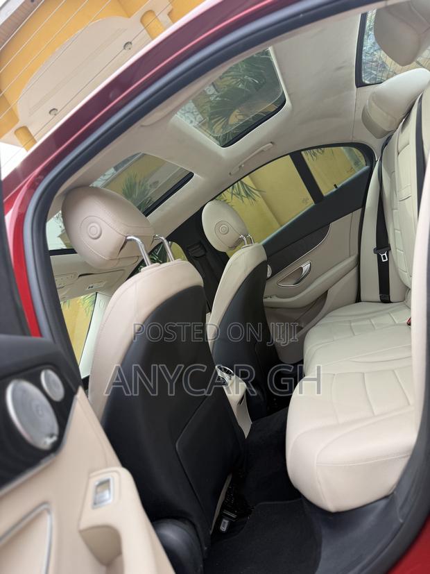 Mercedes-Benz C300 Luxury 4matic Sedan AWD (2.0L 4cyl 7A) 2017 Red