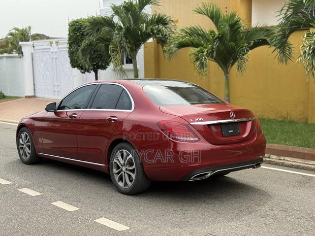 Mercedes-Benz C300 Luxury 4matic Sedan AWD (2.0L 4cyl 7A) 2017 Red